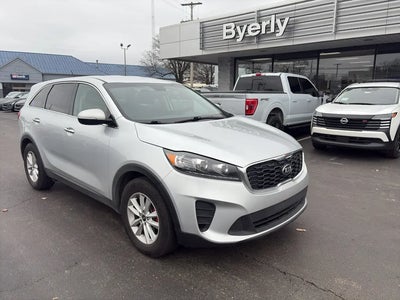 Photo of a 2020 Kia Sorento S V6 4DR SUV for sale