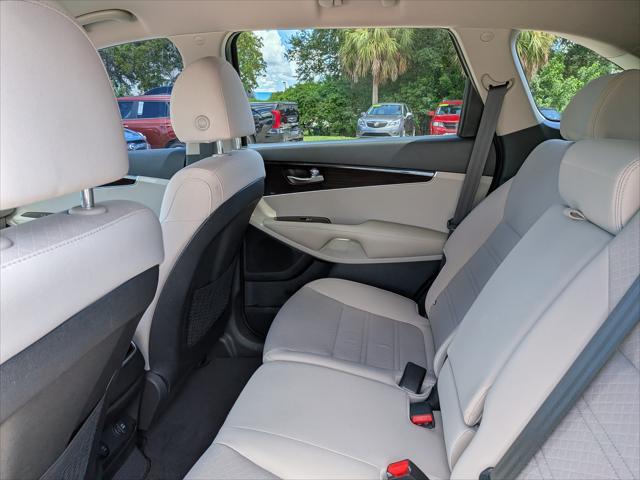 2020 Kia Sorento - $14,982