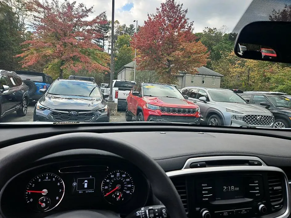 2018 Kia Sorento - $9,899