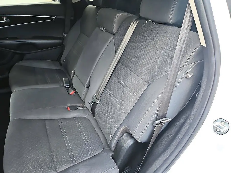 2018 Kia Sorento - $9,899