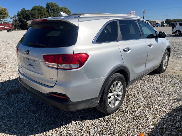 2018 Kia Sorento - $10,333