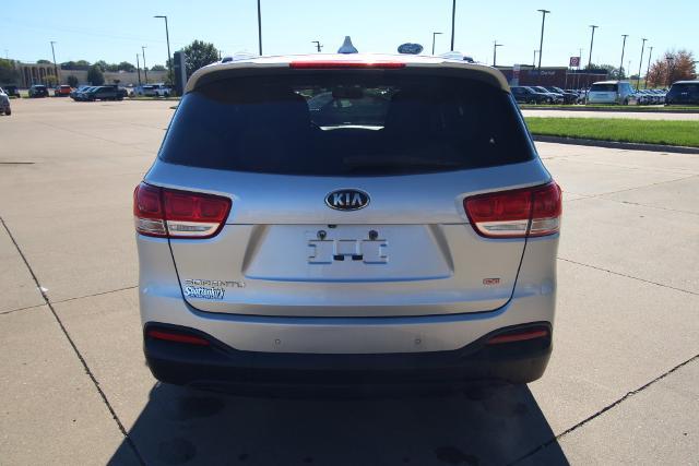2018 Kia Sorento - $10,333