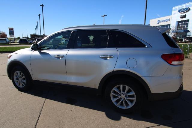 2018 Kia Sorento - $10,333