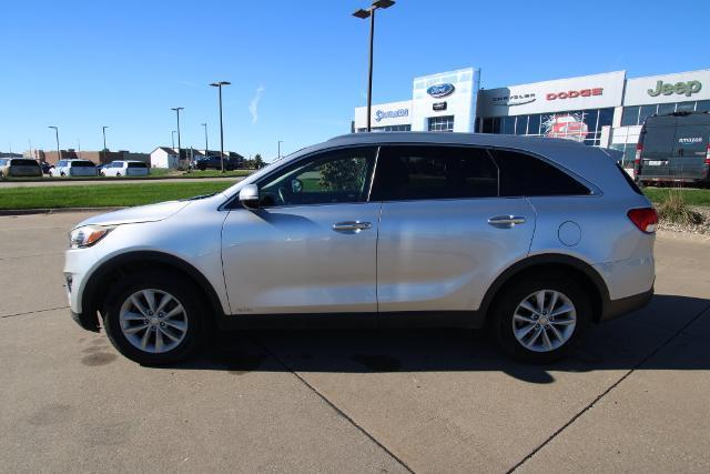 2018 Kia Sorento - $10,333