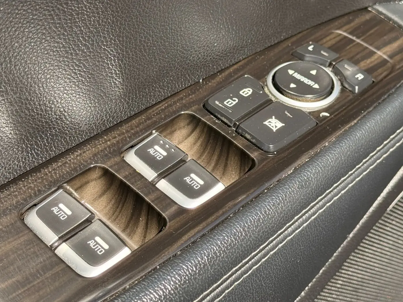 2020 Kia Sorento - $950