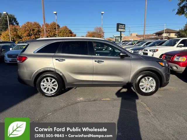 2018 Kia Sorento - $14,987