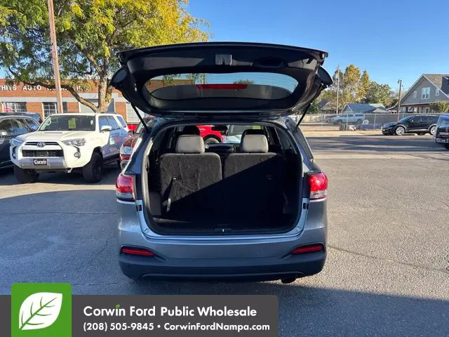 2018 Kia Sorento - $14,987
