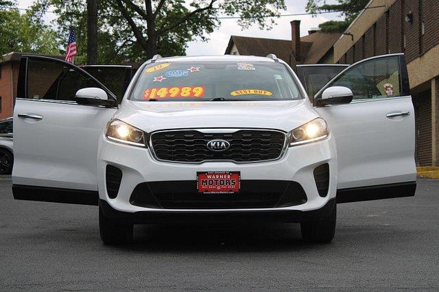 2019 Kia Sorento - $13,989