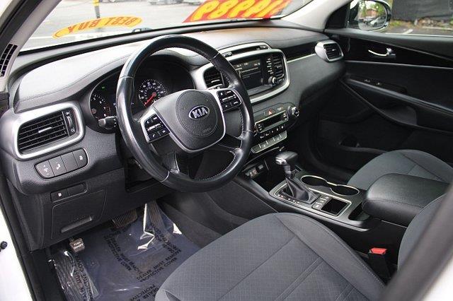 2019 Kia Sorento - $13,989