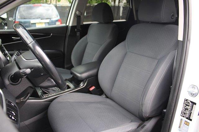 2019 Kia Sorento - $13,989