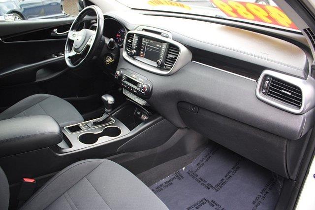 2019 Kia Sorento - $13,989