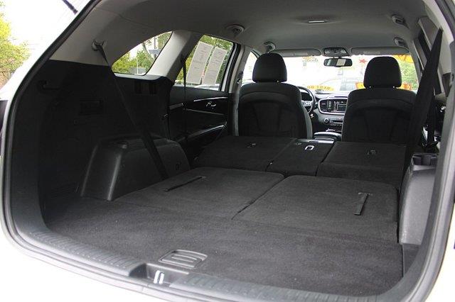 2019 Kia Sorento - $13,989
