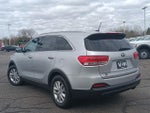 2017 Sorento Thumbnail 22
