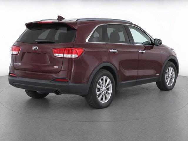 2018 Kia Sorento - $13,388