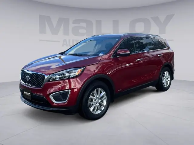 2018 Kia Sorento - $11,900