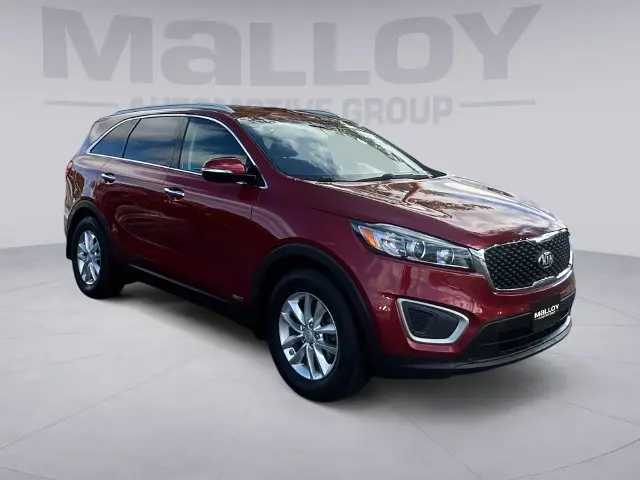 2018 Kia Sorento - $11,900