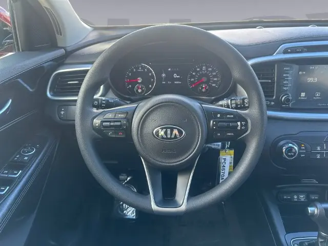 2018 Kia Sorento - $11,900