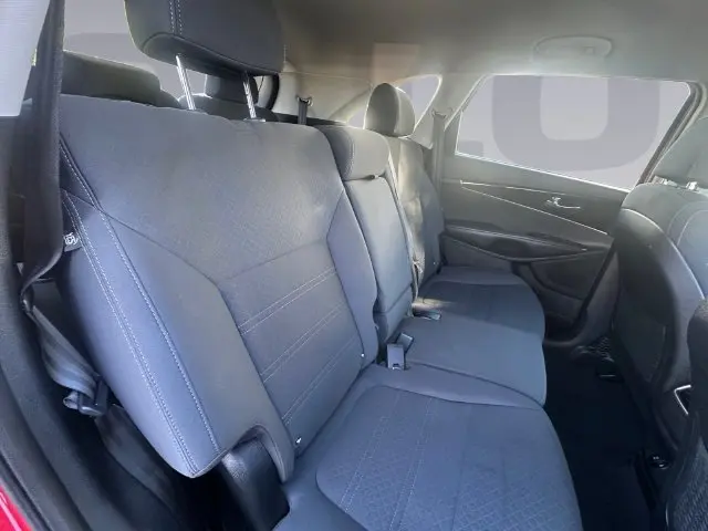 2018 Kia Sorento - $11,900