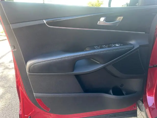 2018 Kia Sorento - $11,900