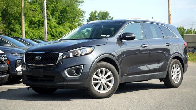 Preowned 2017 Kia Sorento LX for Sale