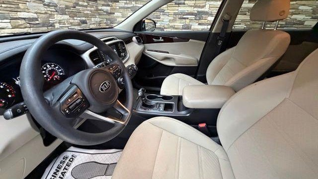 2018 Kia Sorento LX