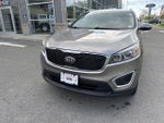 2016 Sorento Thumbnail 3