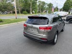 2016 Sorento Thumbnail 6