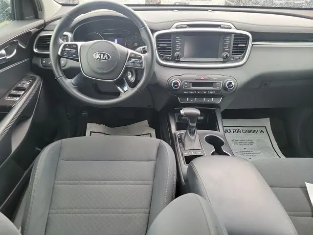 2019 Kia Sorento - $12,590