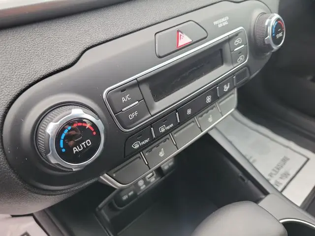 2019 Kia Sorento - $12,590