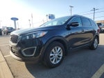 2016 Sorento Thumbnail 1