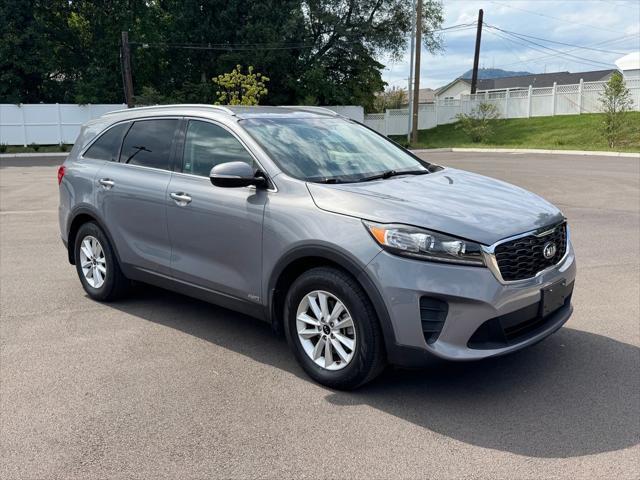 2019 Kia Sorento - $12,262