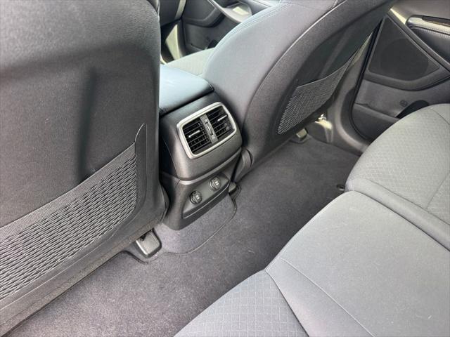 2019 Kia Sorento - $12,262