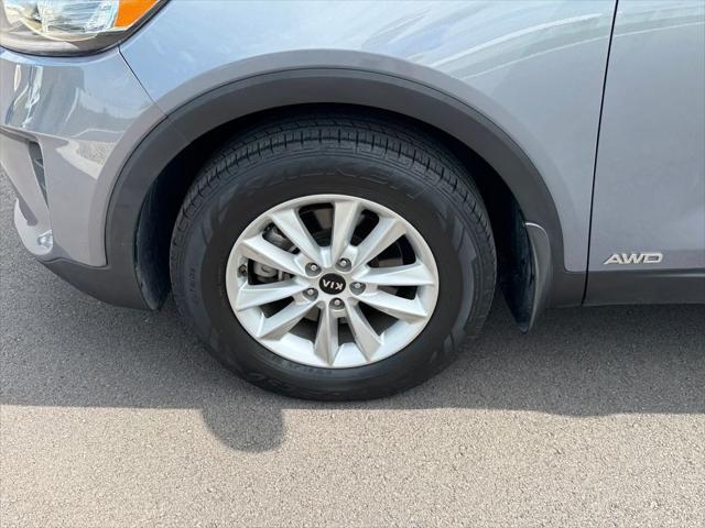 2019 Kia Sorento - $12,262