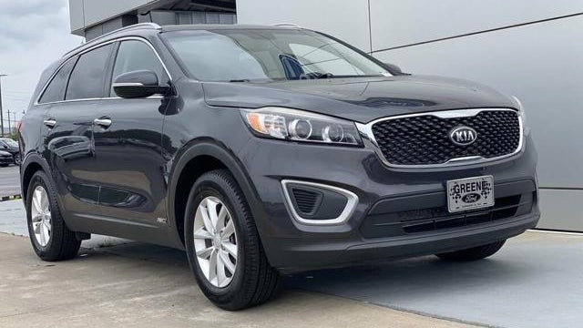 Preowned 2018 Kia Sorento LX for Sale