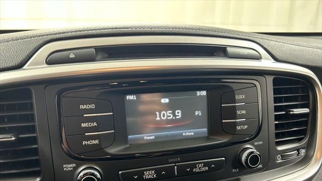 2017 Kia Sorento LX