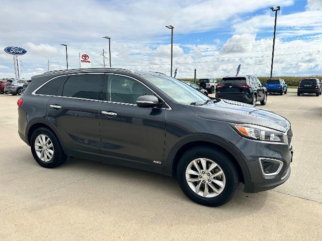 2018 Kia Sorento - $12,575