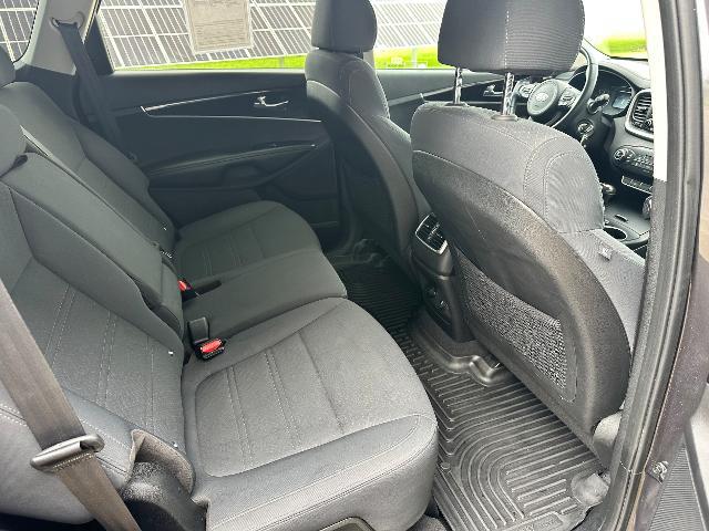 2018 Kia Sorento - $12,575