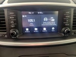2019 Sorento Thumbnail 15