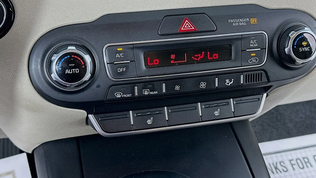 2020 Kia Sorento S V6