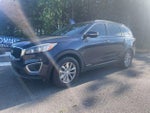 2016 Sorento Thumbnail 3