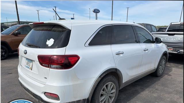 2019 Kia Sorento S V6