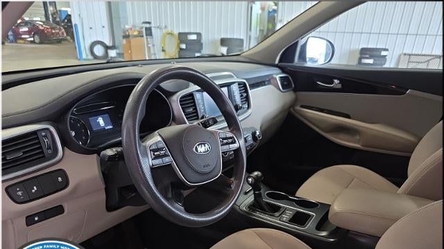 2019 Kia Sorento S V6