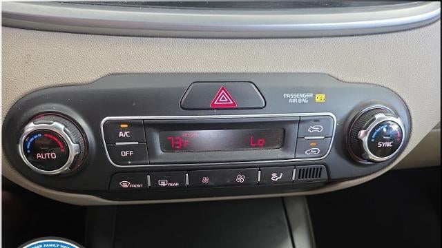 2019 Kia Sorento S V6