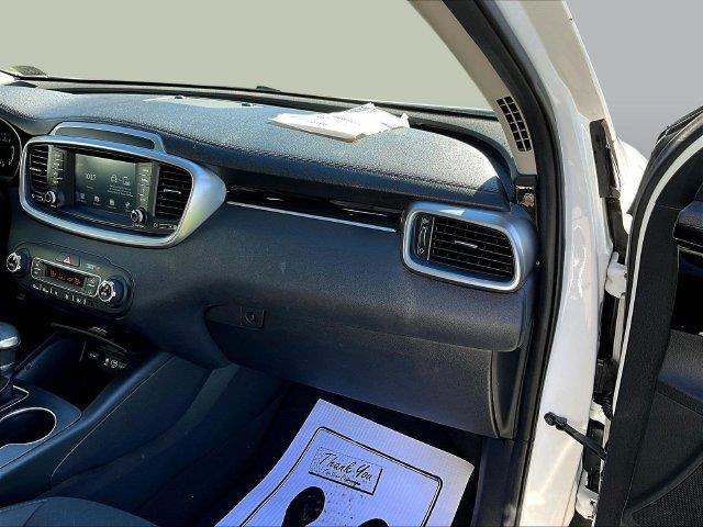 2019 Kia Sorento - $10,589