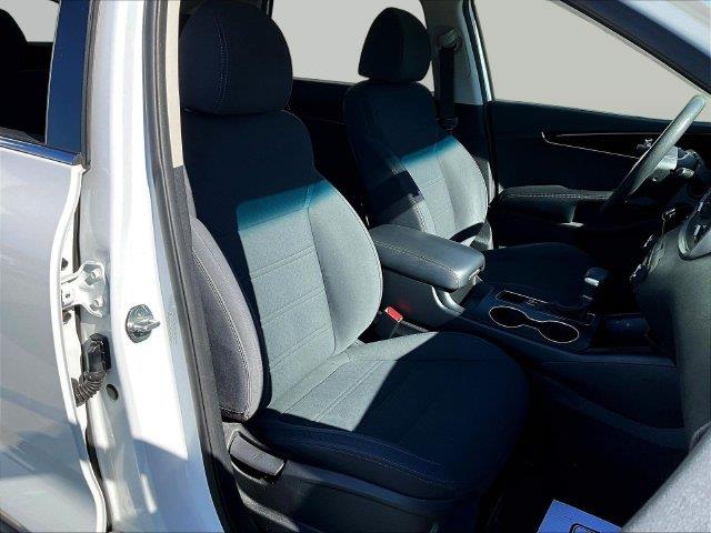 2019 Kia Sorento - $10,589