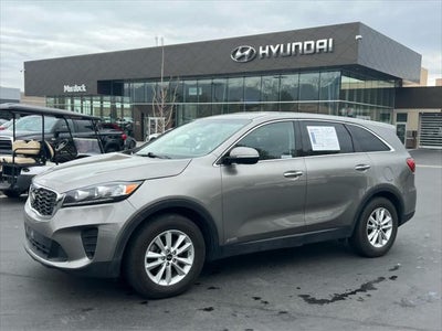 Photo of a 2019 Kia Sorento AWD S V6 4DR SUV for sale