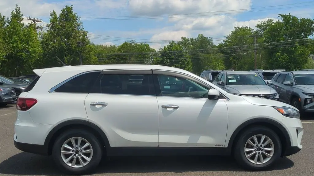 2019 Kia Sorento S V6