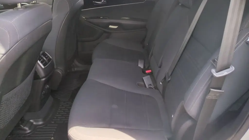2019 Kia Sorento S V6