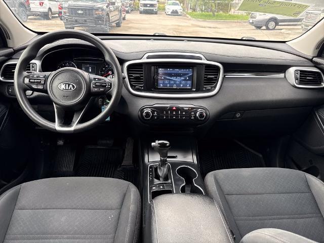 2018 Kia Sorento - $8,900