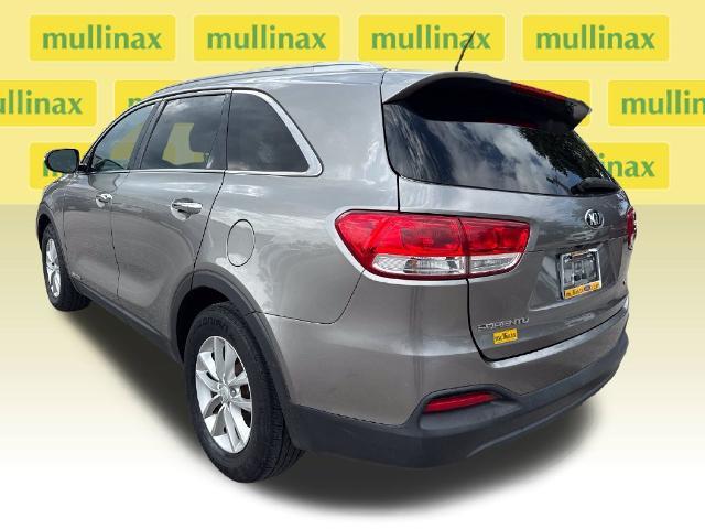 2018 Kia Sorento - $8,900